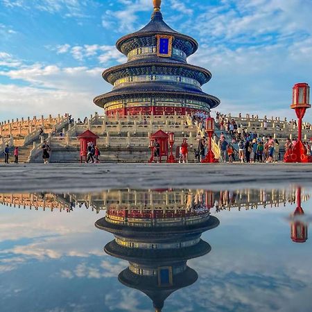 בייג'ינג East Sacred Hotel ᴸᴱo---Foreign Accept---Tourism Service English-Speaking 丨 Near Tiananmen Forbidden City丨very Close To Metro Zhangzizhong And Beixinqiao 丨european Foot Ball English丨free Advance Tickets And Laundry Drying Service Coffee Snacks מראה חיצוני תמונה