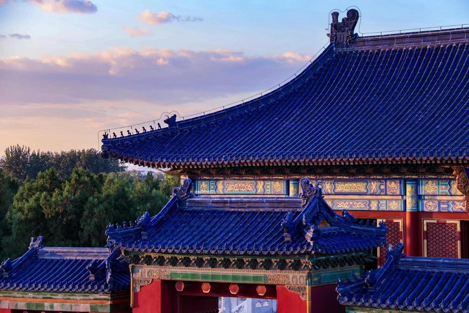 בייג'ינג East Sacred Hotel ᴸᴱo---Foreign Accept---Tourism Service English-Speaking 丨 Near Tiananmen Forbidden City丨very Close To Metro Zhangzizhong And Beixinqiao 丨european Foot Ball English丨free Advance Tickets And Laundry Drying Service Coffee Snacks מראה חיצוני תמונה